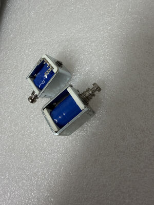 1750174854 ATM-Ersatzteile Neu Original Wincor DN200 250 400 450 470 490 Magnetventil 20*25,5*30 01750174854 fournisseur