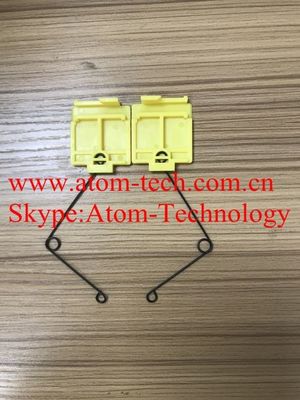 ATM Machine ATM spare parts ATM parts 445-0592521 NCR Cassette Door Shutter Right, Yellow with Spring 4450592521 fournisseur